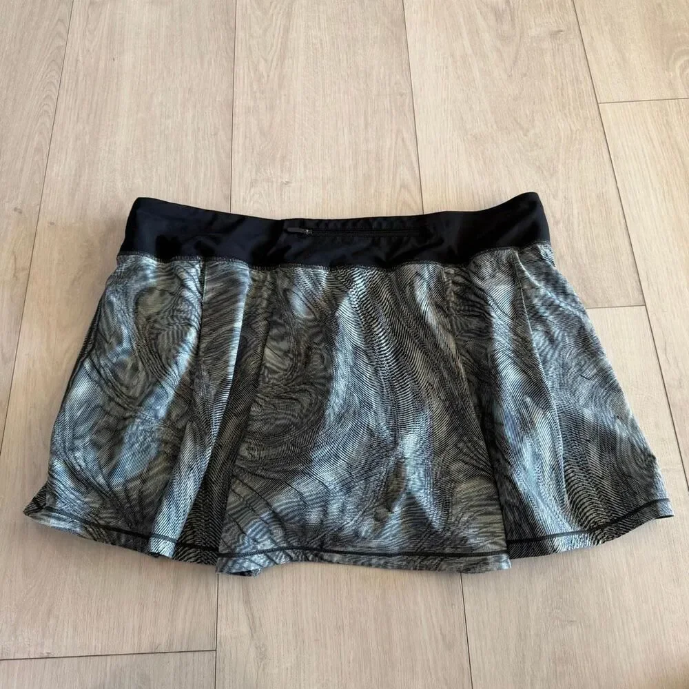 Lululemon women’s skirt short size 14T